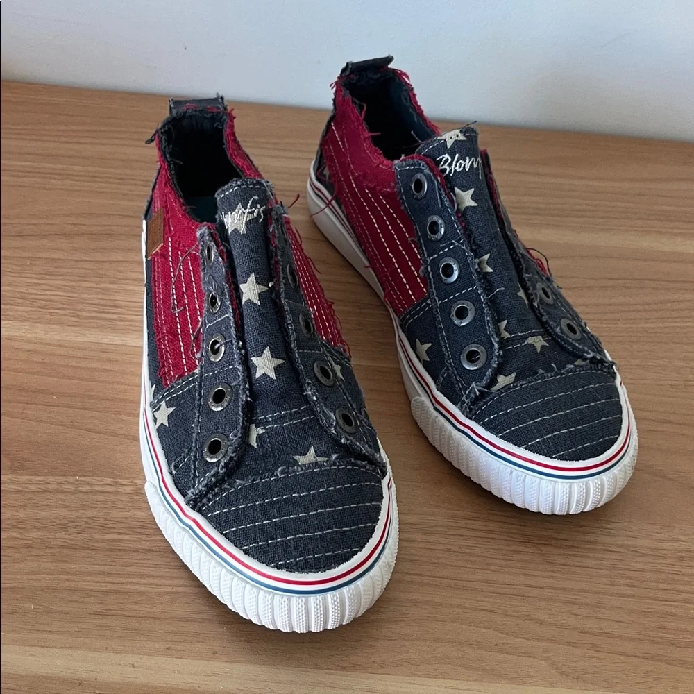 Blowfish Malibu Canvas Sneakers - Picture 2 of 6